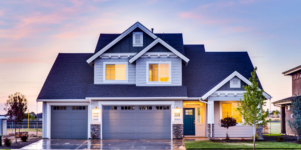 ESL lesson on vocabulary for home types and real estate terms.