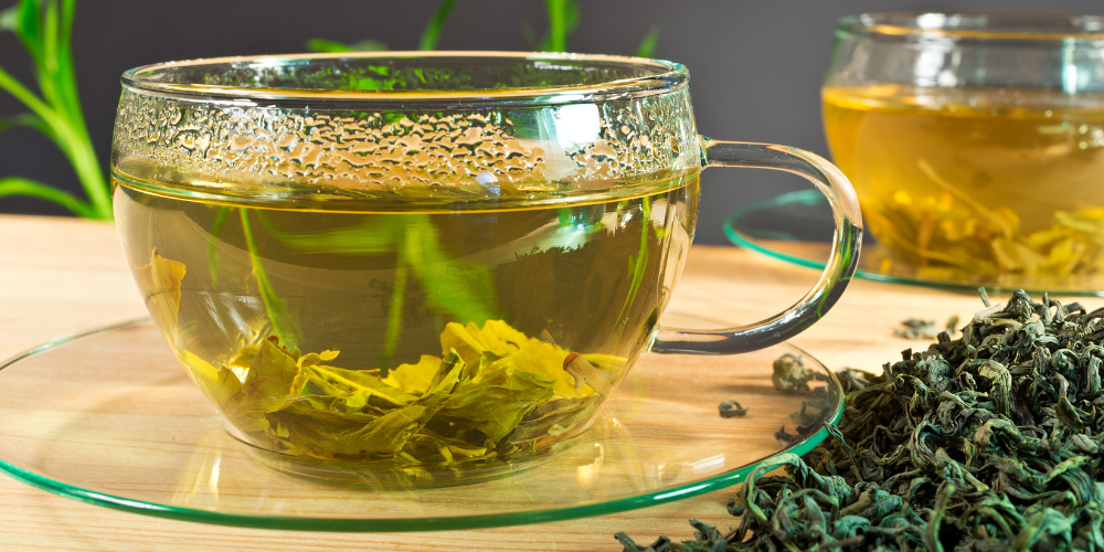 ESL lesson on green tea’s health benefits, cultural significance, and wellness practices.