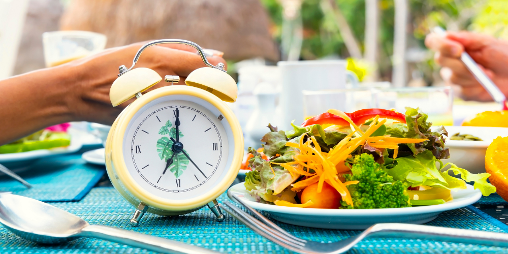 ESL lesson on intermittent fasting vocabulary and health-related topics.